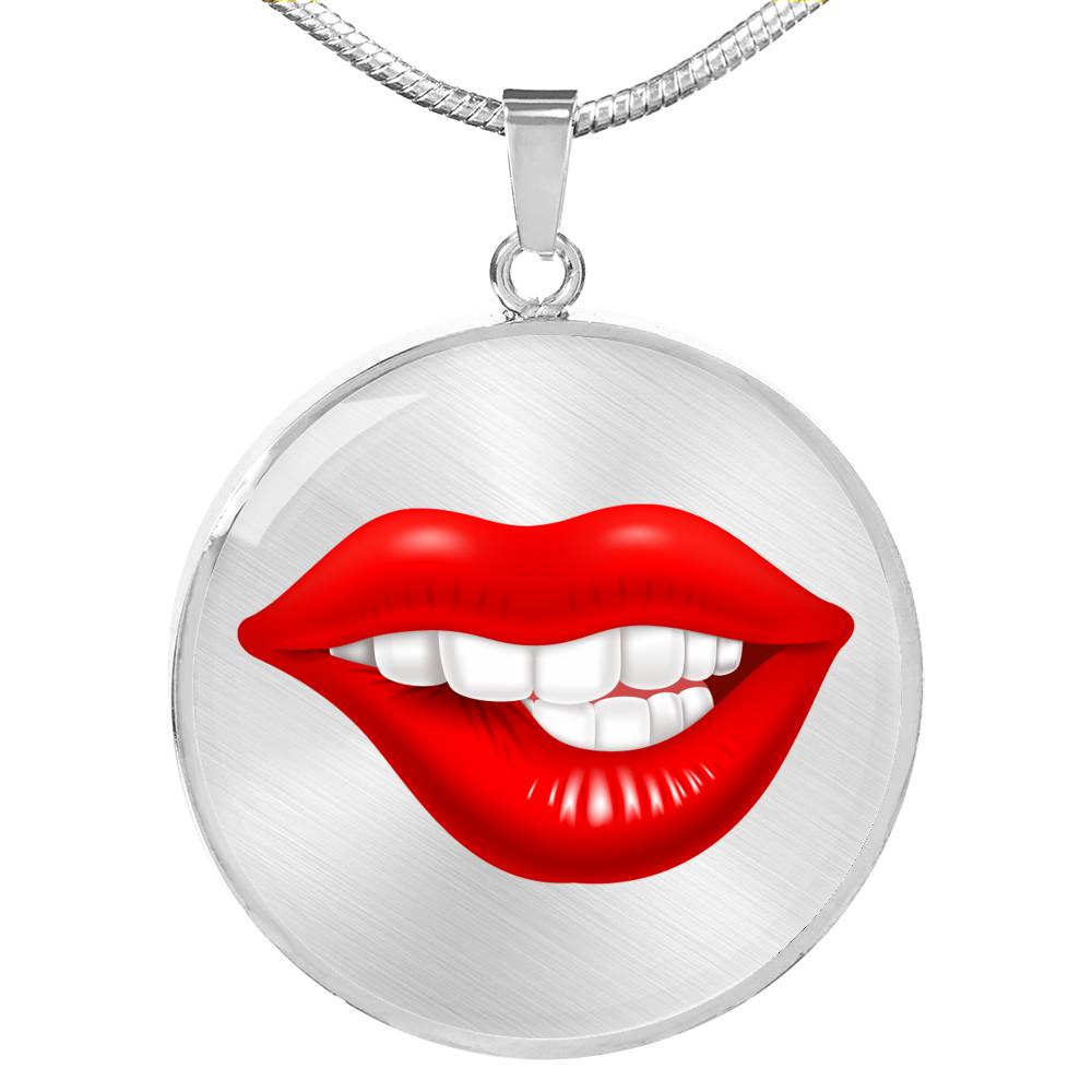 Sexy Lips - Circle Necklace